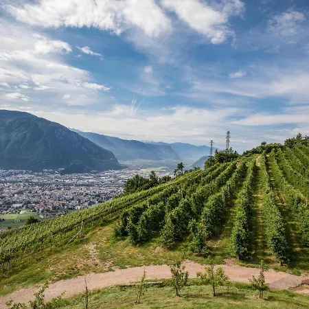 Wernerhof Rosengarten * San Genesio Atesino